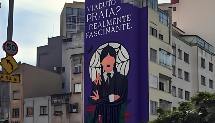 Campanha-de-Wandinha-rende-multa-de-R-190-mil-a-Netflix-por-violar-Lei-Cidade-Limpa-em-Sao-Paulo.png