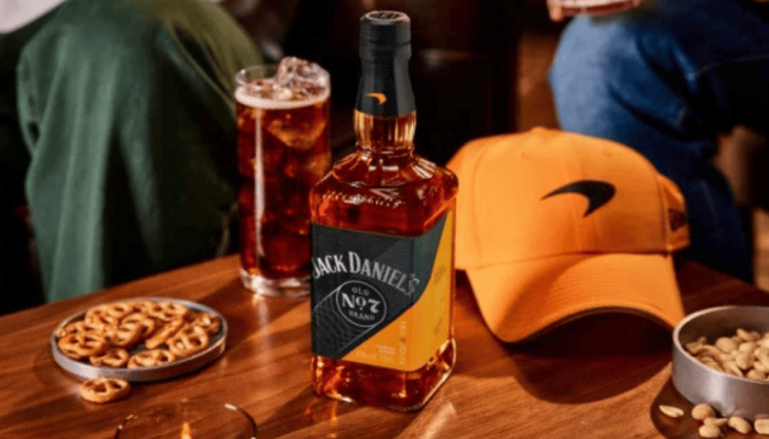 Jack-Daniels-apresenta-edicao-especial-de-whisky-em-parceria-com-a-McLaren.png