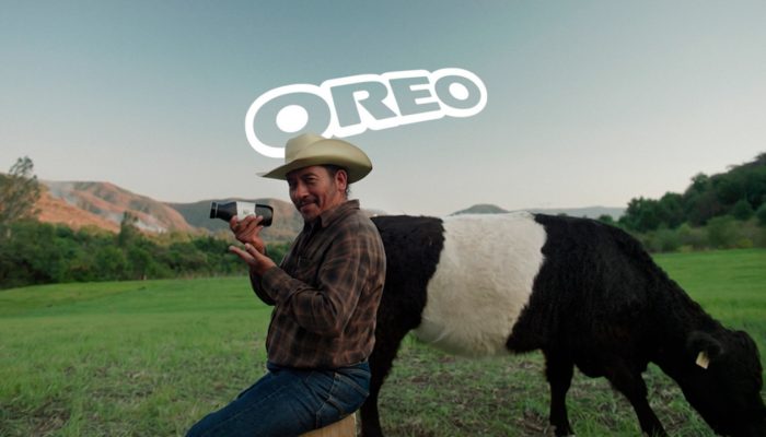 Oreo-aproveita-semelhanca-com-vaca-listrada-e-lanca-marca-de-leite-no-Mexico.jpg