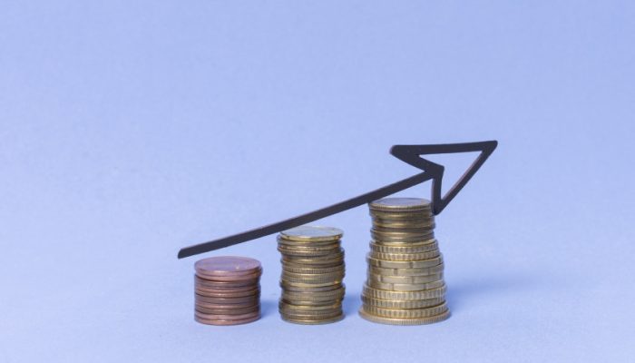 piles-coin-money-with-drawn-arrow-scaled_p31718_thumb_resized.jpg
