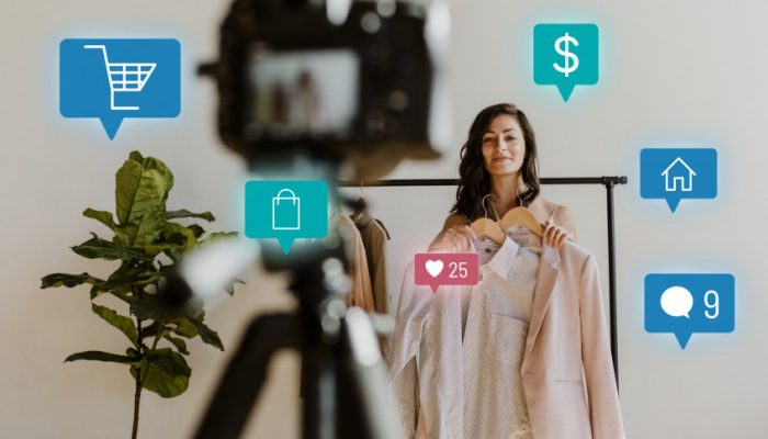 woman-live-streaming-online-shopping-campaign-scaled_p33070_thumb_resized.jpg